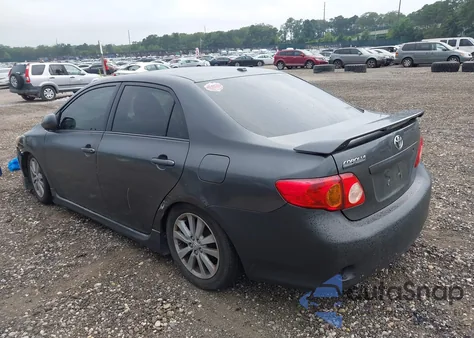 2010 Toyota Corolla S z USA, uszkodzony, nr VIN 2T1BU4EE1AC251156